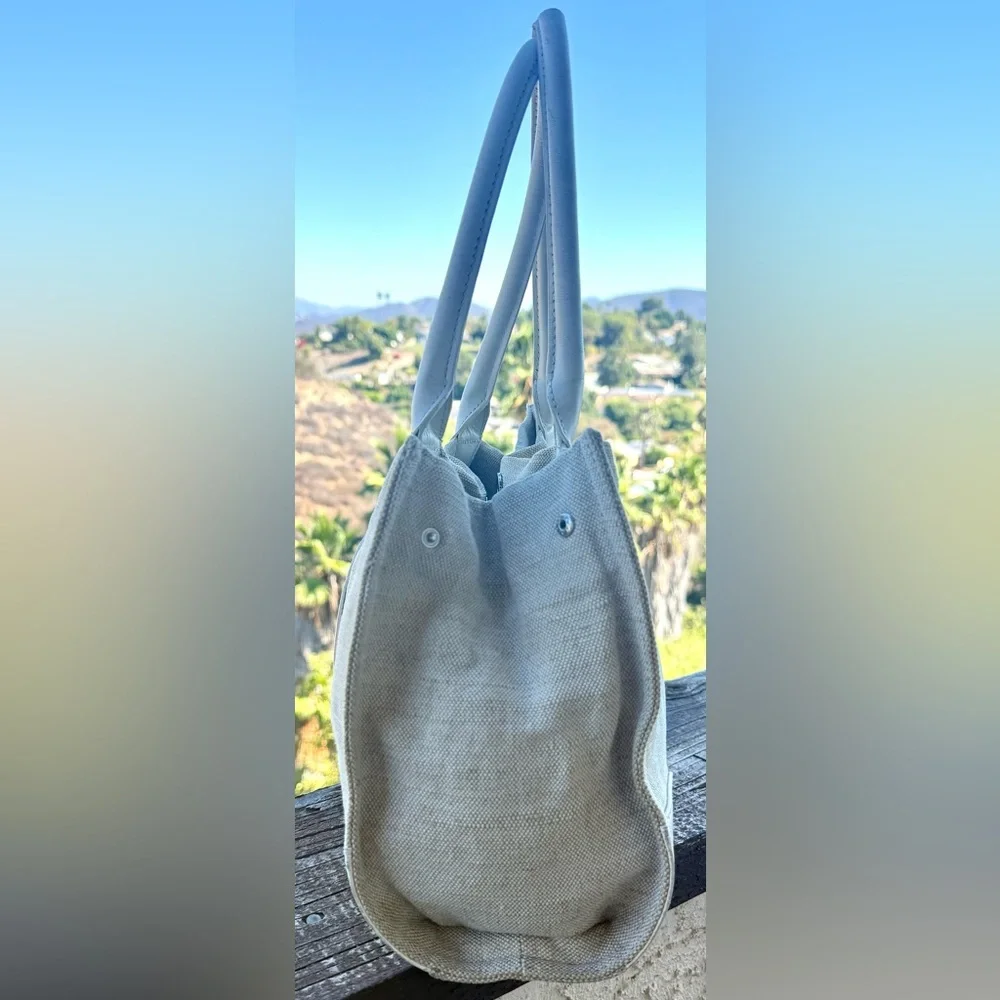 Tory Burch Hand Bag - Picture 3 of 16